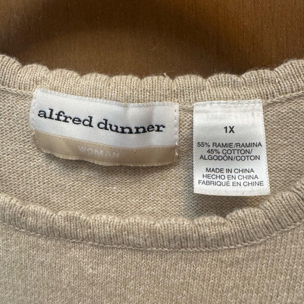 Alfred Dunner Woman’s 1x Embroidered Embellished Sweater Top Shirt - Picture 3 of 6